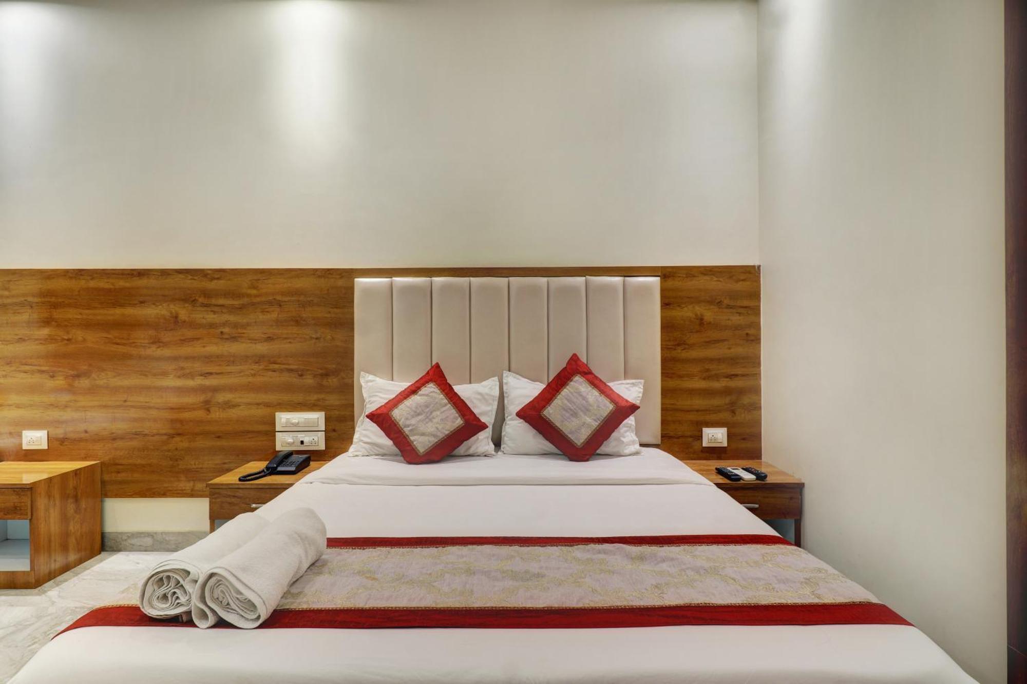 Hotel A K Fort Inn Mumbai Bagian luar foto