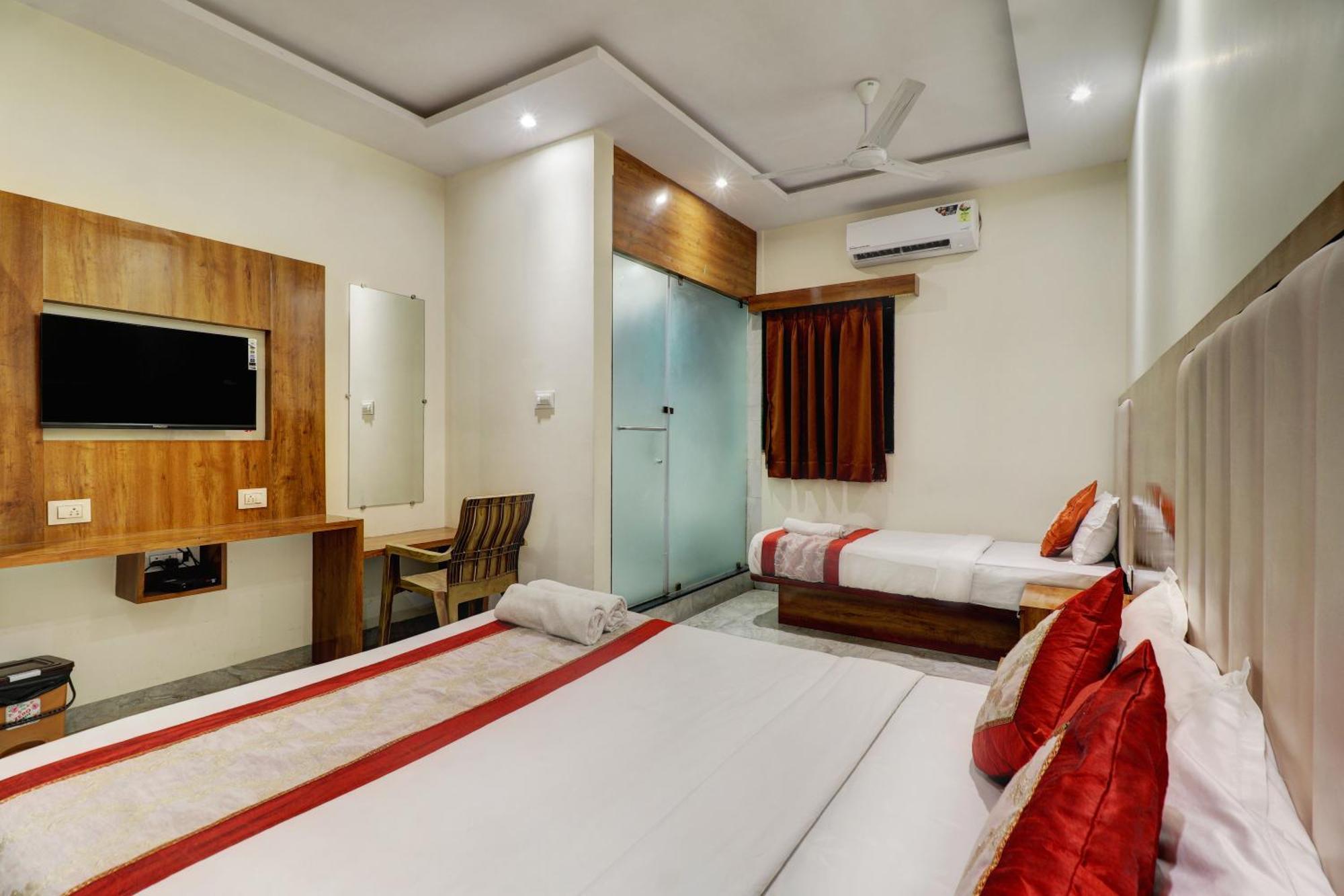 Hotel A K Fort Inn Mumbai Bagian luar foto